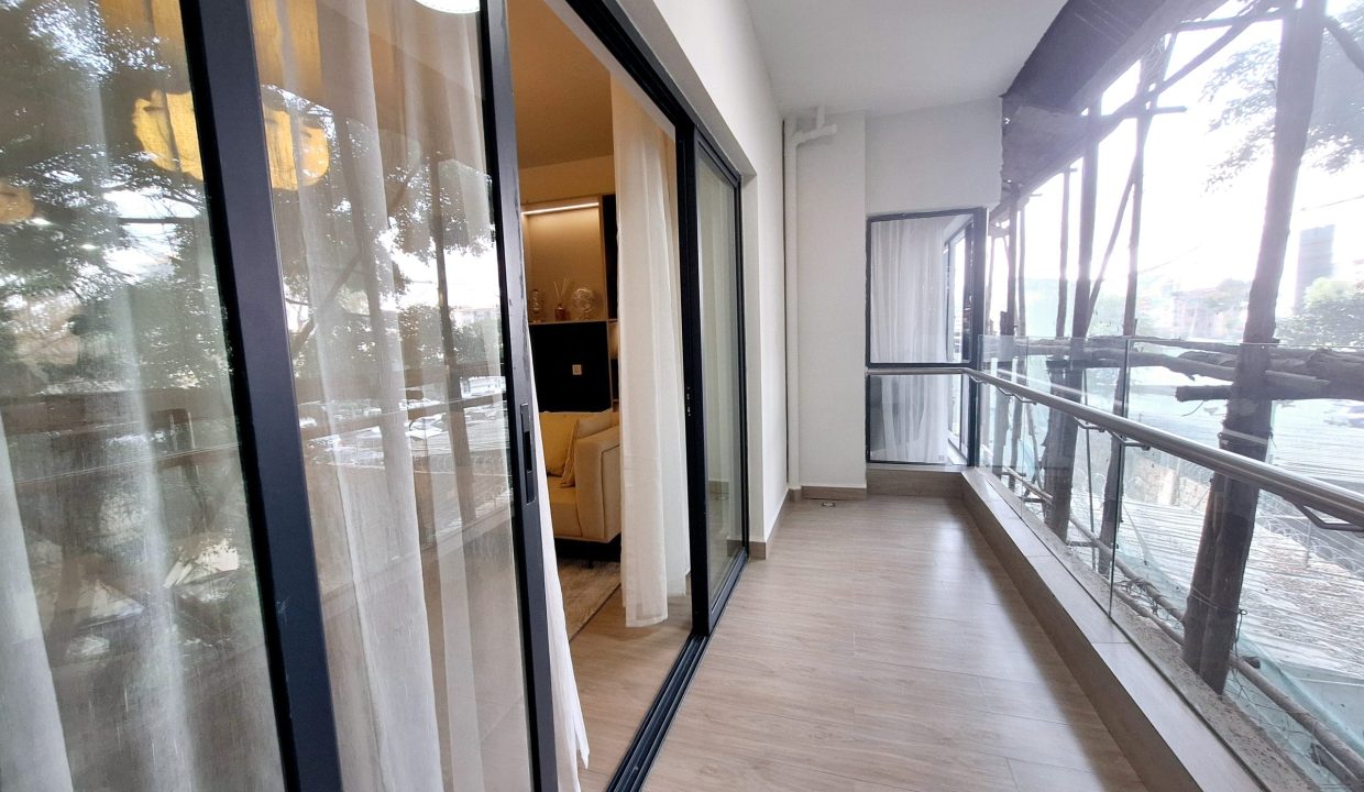 Pinecrest View Apartment