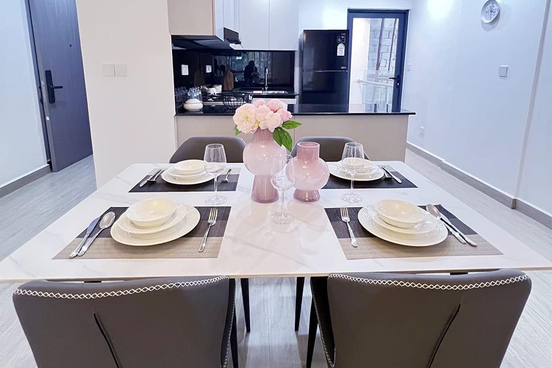 Pinecrest View Apartment